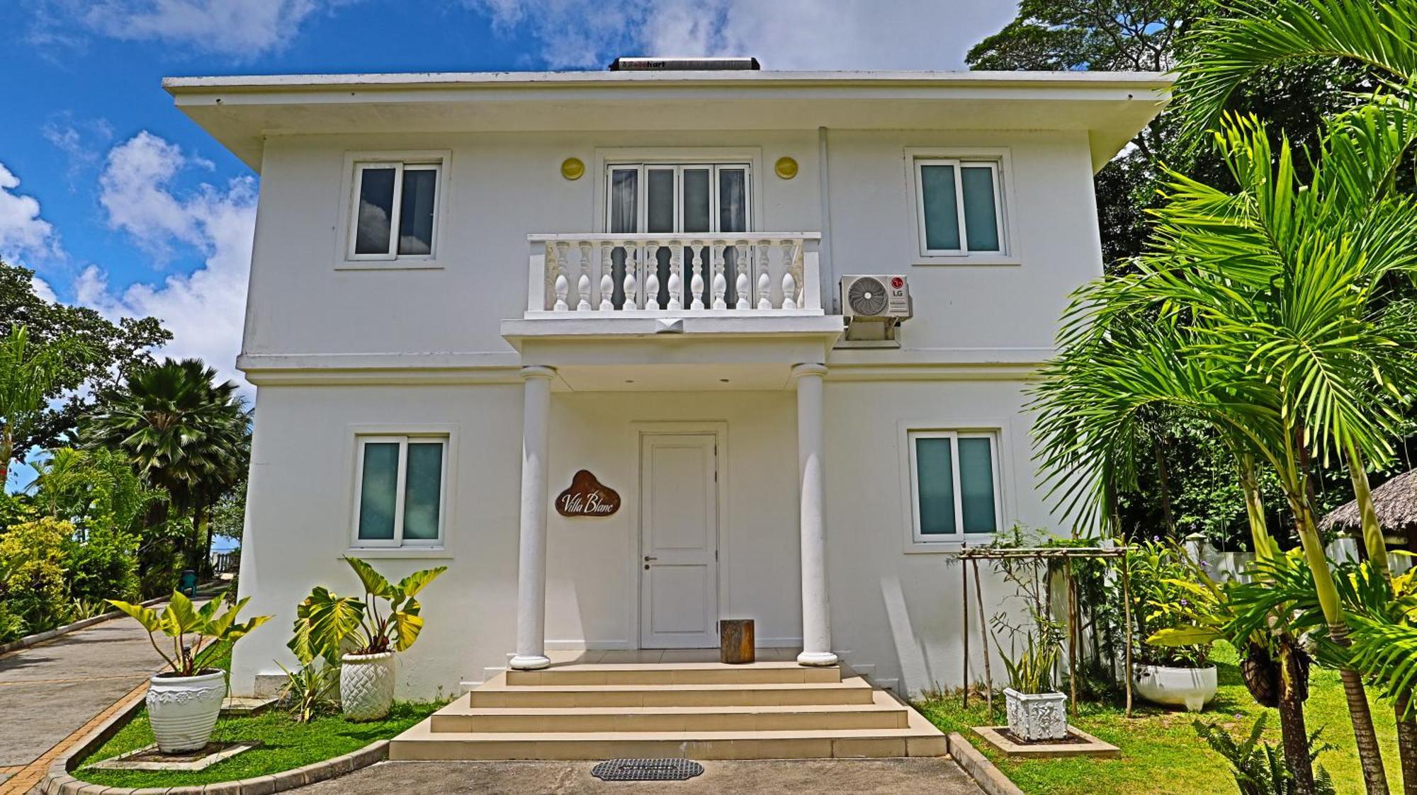 Villa Blanc - Chateau Elysium Beau Vallon  Exterior photo